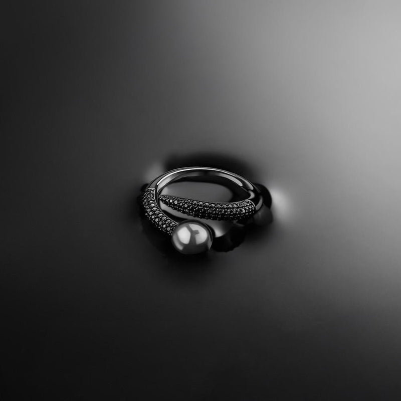 Open ring with pearl - dark grey silver